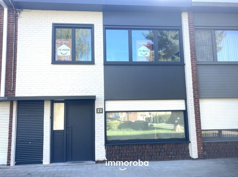 Maison à louer
                    à 9800 Deinze