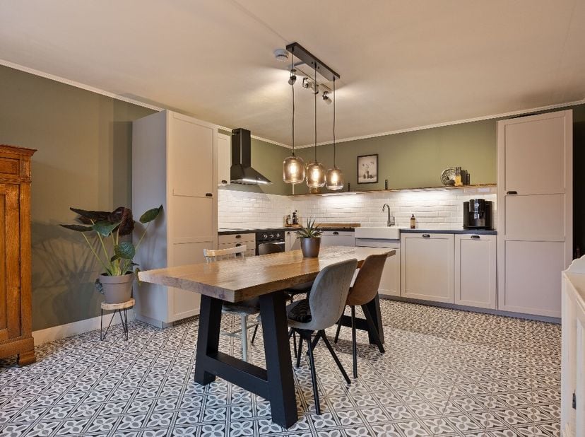 RA B-LUX heeft het genoegen u deze prachtige, volledig gerenoveerde bed &amp; breakfast voor te stellen, ideaal gelegen in de gemeente Durbuy.Gelegen op e