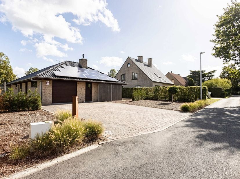 Huis te koop in Hulbeekstraat 12,
                    9850 Vosselare