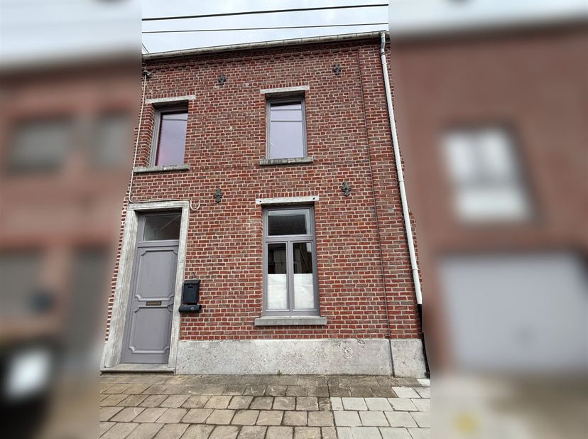 Huis te huur in Avenue du Saint-Homme 9,
                    7350 Thulin