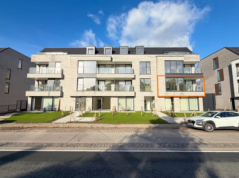 Appartement te huur in Torhoutse Steenweg 390 bus 0102,
                    8200 Sint-Michiels