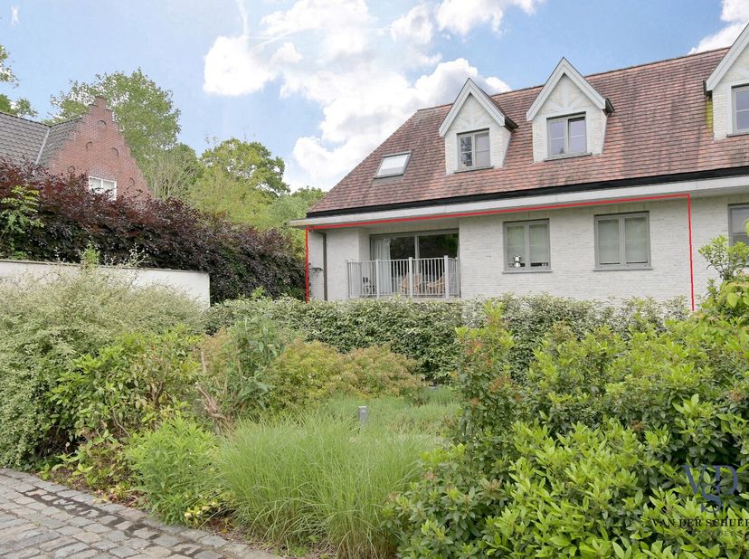 Appartement à vendre
                    à 9890 Dikkelvenne