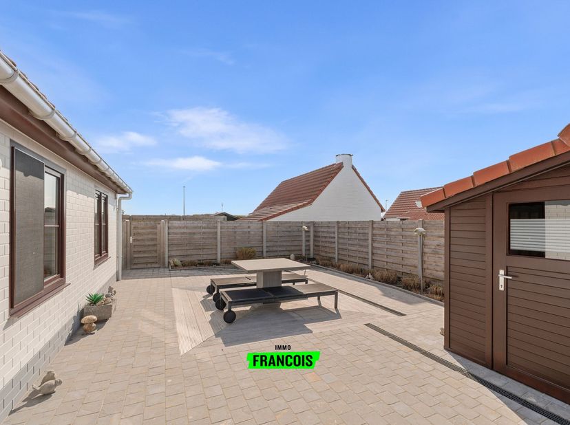 Cette maison de vacances bénéficie dun emplacement de premier choix à Harendijke (Wenduine). Ce charmant petit maison de pêcheur, construit en 2004, e