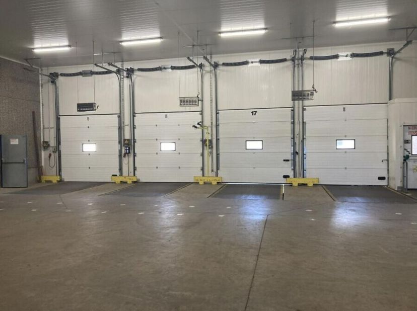 Dit logistieke centrum in Heist-op-den-Berg biedt je een alles-in-één bedrijfsterrein dat ideaal is voor transport en logistiek. De site maakt het mog