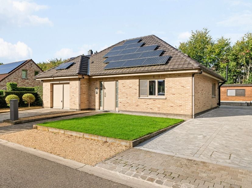 Huis te koop in Adhemar Goetersstraat 55,
                    9160 Lokeren