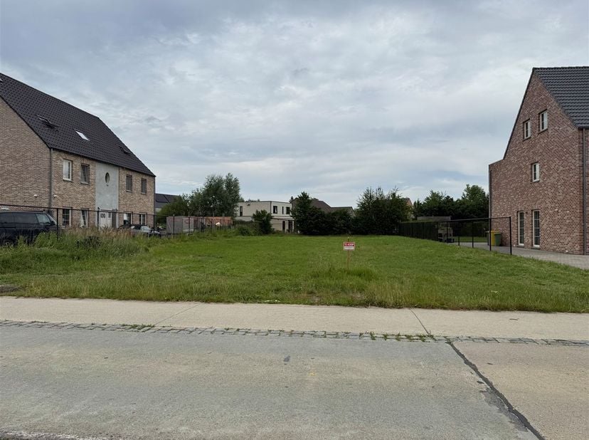 Terrain à vendre
                    à 2222 Itegem