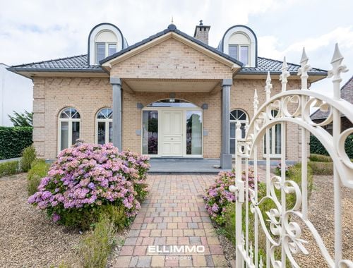                                         Villa te koop in Lanaken, € 489.000
