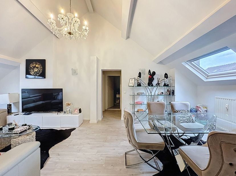 Appartement te koop in Rue Blaes 142/144,
                    1000 Brussel