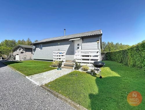                                         Chalet te koop in Hastière-Lavaux, € 89.000
