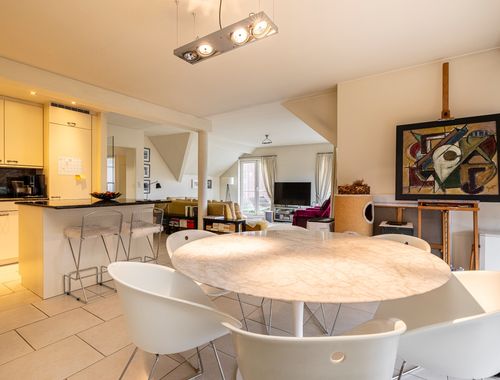                                         Appartement à vendre à 's Gravenwezel, € 335.000
