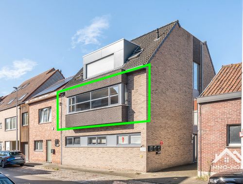                                         Appartement te koop in Sint-Amandsberg, € 349.000
