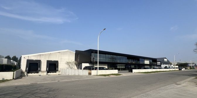 Bedrijfsvastgoed te huur in Waaslandlaan 14, 9160 Lokeren