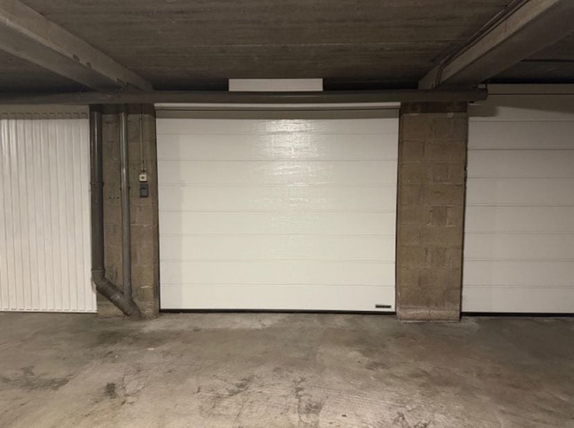 Garage à vendre
                    à 3500 Hasselt