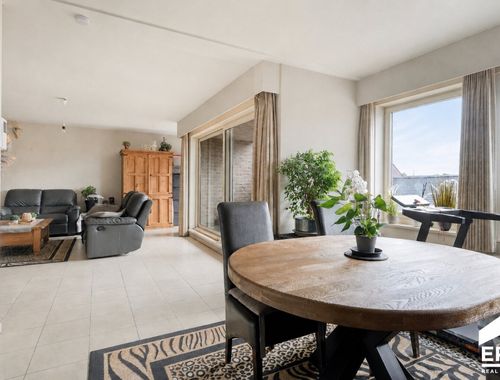                                         Appartement te koop in Dessel, € 305.000
