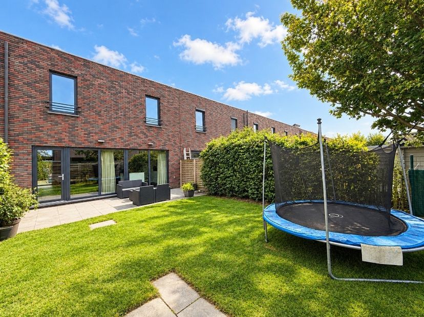 Huis te koop in Vissersstraat 2,
                    8530 Harelbeke