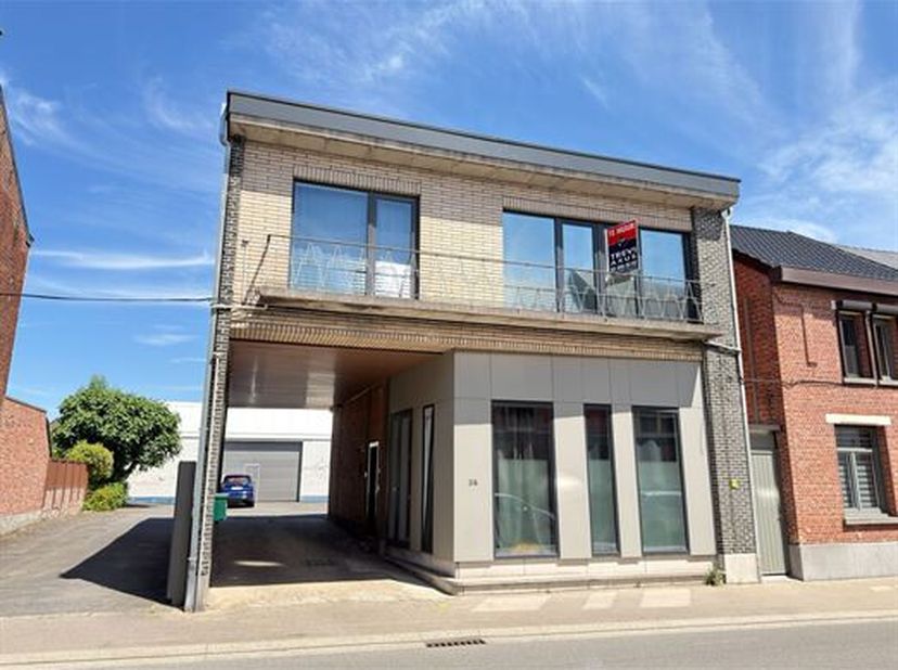 Appartement à louer
                    à 2890 Sint-Amands