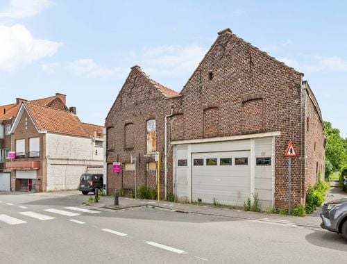                                         Gemengd gebruik te koop in Lauwe, € 240.000
