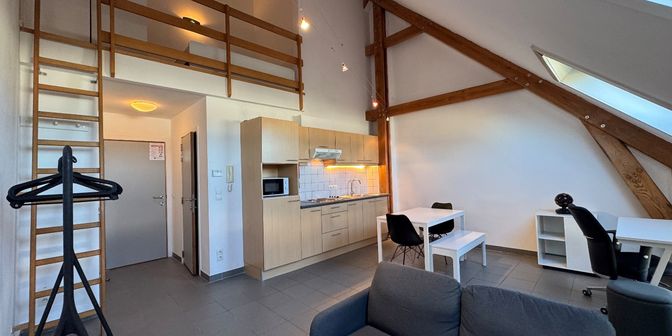 Appartement te huur in Sint-Pietersplein 58 bus 31, 9000 Gent