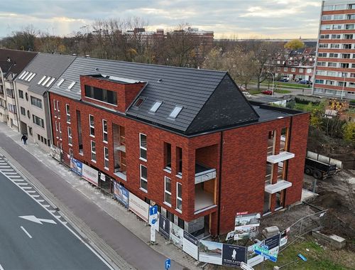                                         Appartement à vendre à Boom, € 349.000
