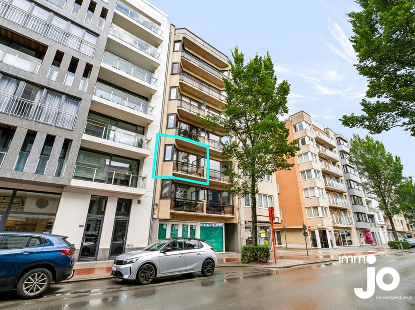 Appartement te koop in Torhoutsesteenweg 107 bus 09,
                    8400 Oostende