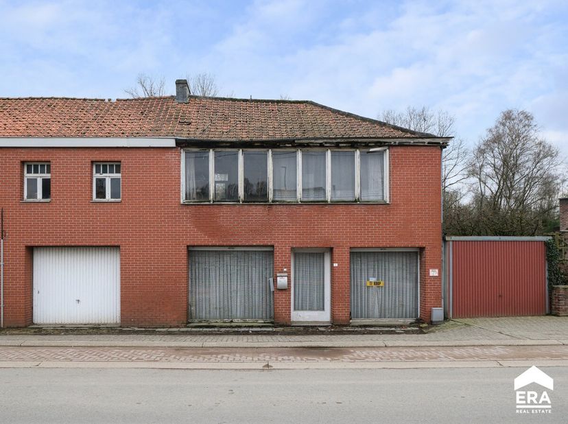 Bouwgrond voor sloop &amp; heropbouw (6% mogelijk) op ruim perceel van 13are in het centrum van Alken. Deze grond biedt een unieke kans voor wie wil bouwe