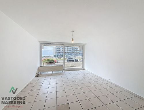                                         Studio avec coin lit à louer à Oostende, € 625
