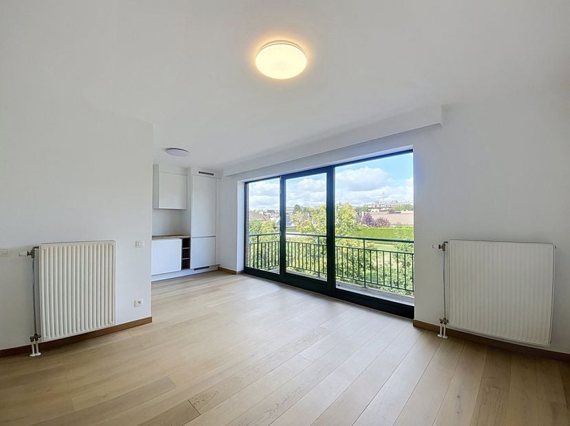 Appartement te huur in Avenue du Château Jaco 3,
                    1410 Waterloo