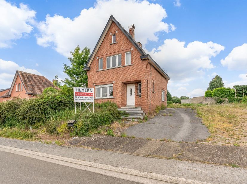 Bouwproject op toplocatie in Bilzen-Hoeselt <br />
<br />
Ligging: Rustig gelegen in het landelijke Rijkhoven, deelgemeente van Bilzen-Hoeselt, met
