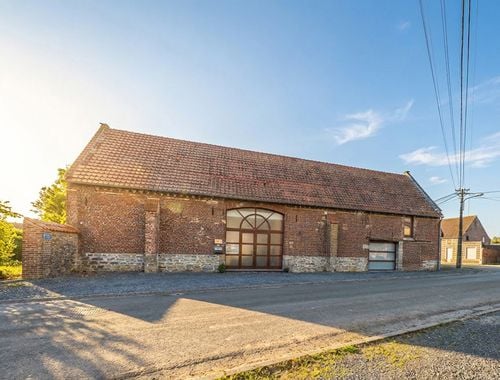                                         Woning te koop in Bléharies, € 350.000
