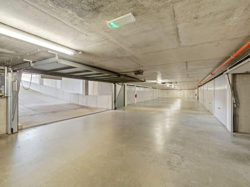 Garage à vendre
                    à 8400 Oostende
