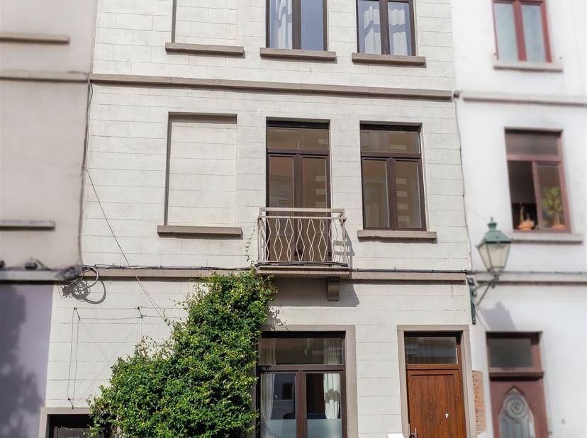 Huis te koop in ,
                    1060 Sint-Gillis