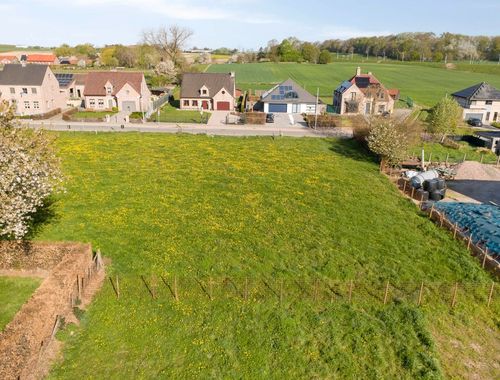                                         Terrain à bâtir à vendre à Neervelp, € 175.000
