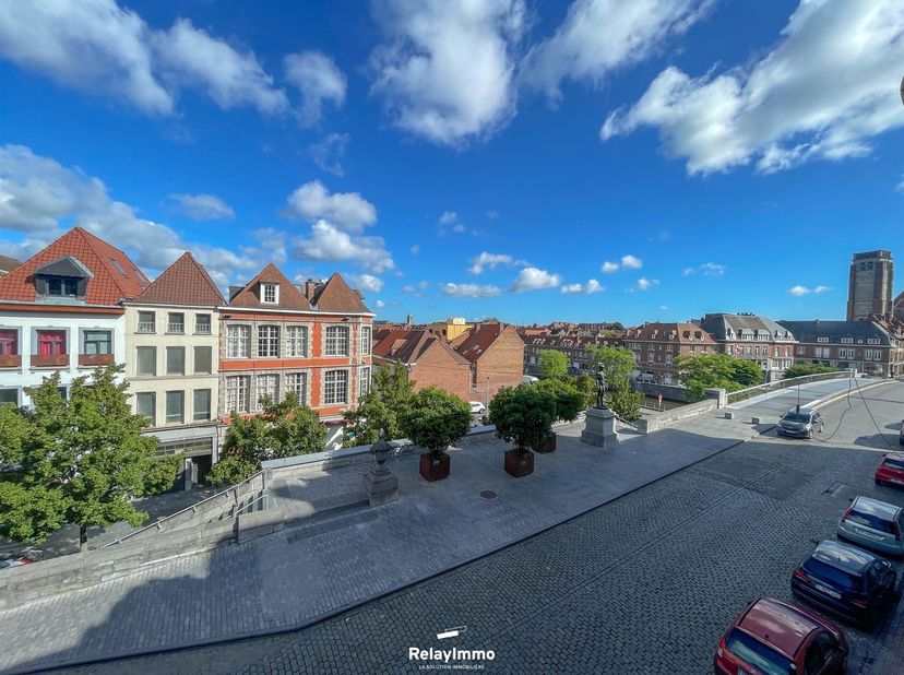 Bedrijfsvastgoed te koop in Rue des Puits l'eau  16,
                    7500 Tournai