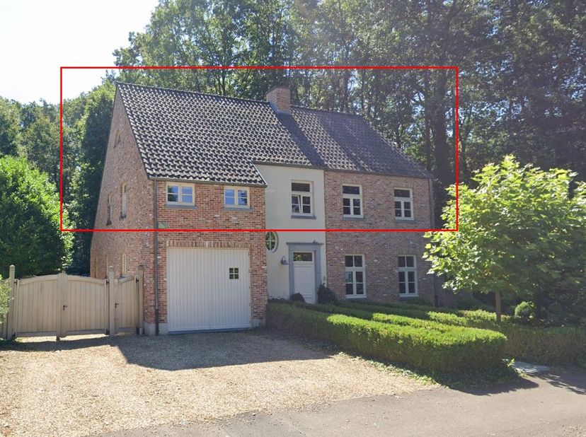 Bent u op zoek naar een comfortabel en stijlvol appartement op een rustige, groene locatie?<br />
Dan is dit prachtige appartement aan de Armand Maclo