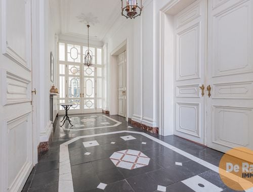                                         Herenhuis te koop in Aalst, € 885.000
