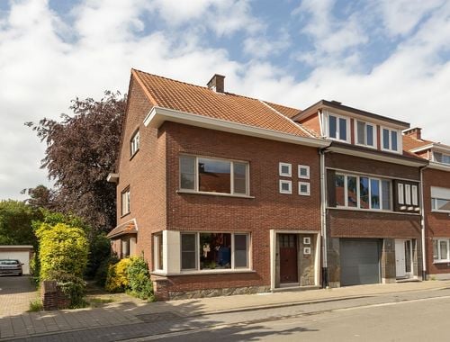                                         Maison à vendre à Ekeren, € 385.000
