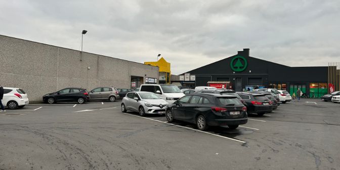 Bedrijfsvastgoed te huur in Avelgemstraat 100 bus E, 8550 Zwevegem