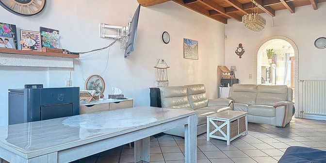 Maison à vendre à 6060 Gilly