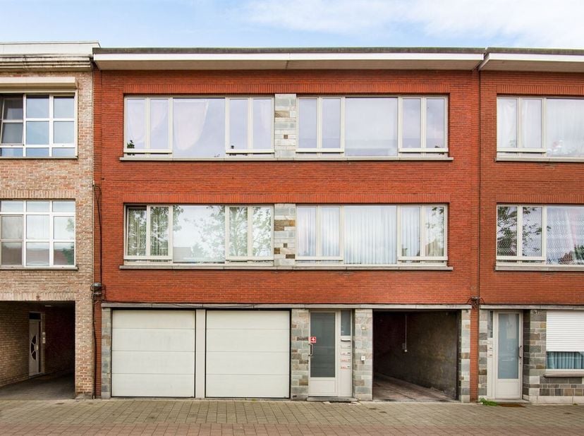 Appartement te koop
                    in 2640 Mortsel