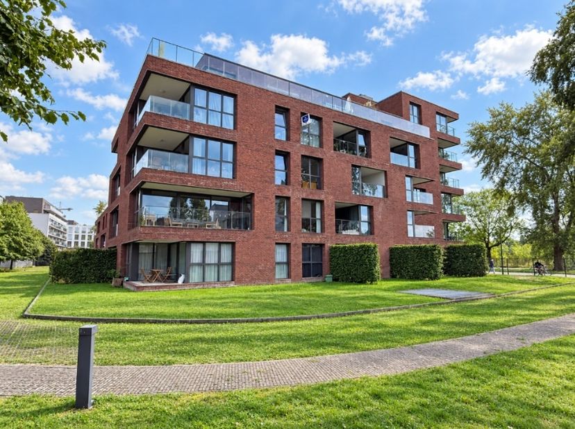 Appartement te koop in Henri Dunantlaan 22 bus 302,
                    9000 Gent