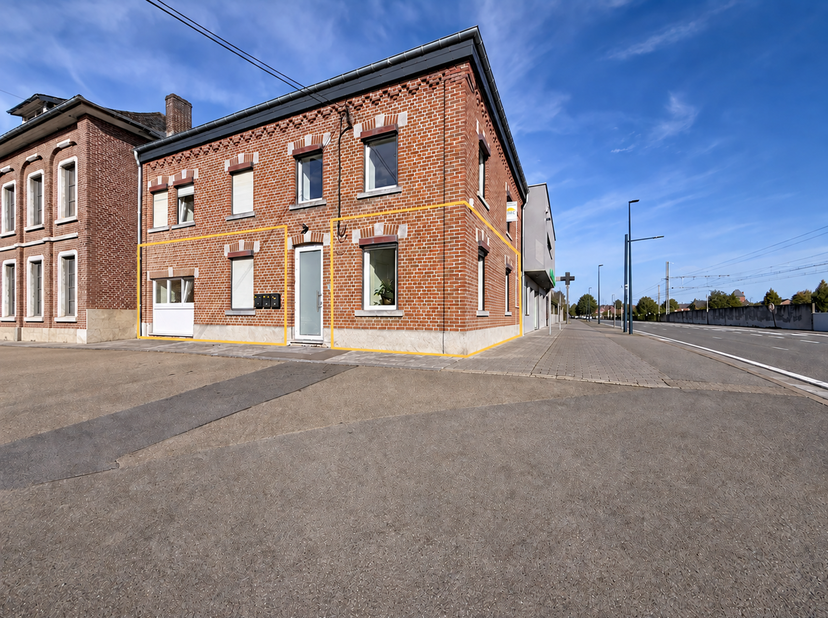 Appartement te huur in rue des Ecoles 118 bus 01,
                    5590 Haversin