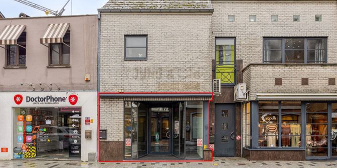 Bien professionnel à vendre à Kerkstraat 57, 3920 Lommel