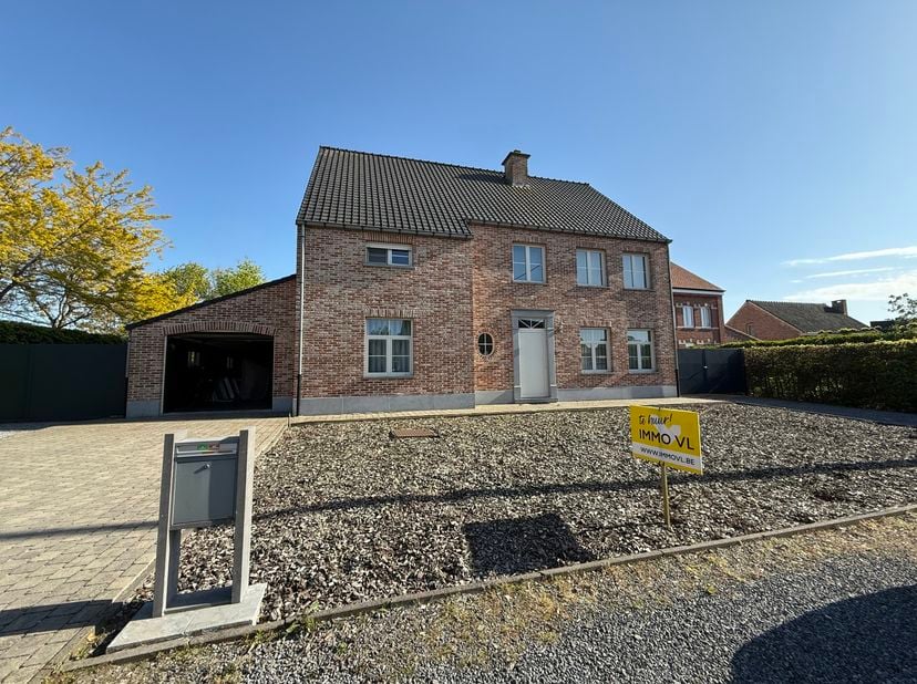 Maison à louer
                    à 2450 Meerhout
