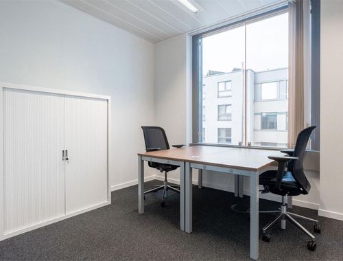                                         Immeuble de bureaux à louer à Saint-Gilles, € 559
