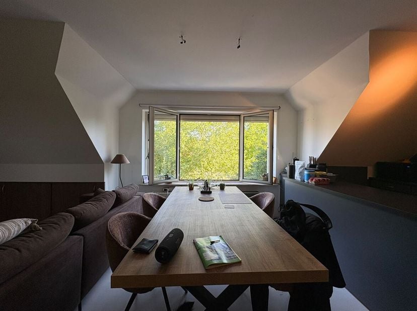 Instapklaar 1-slaapkamerappartement met ruim terras in Herentals <br />
Ligging: Dit instapklare appartement is gelegen net buiten het centrum van Her