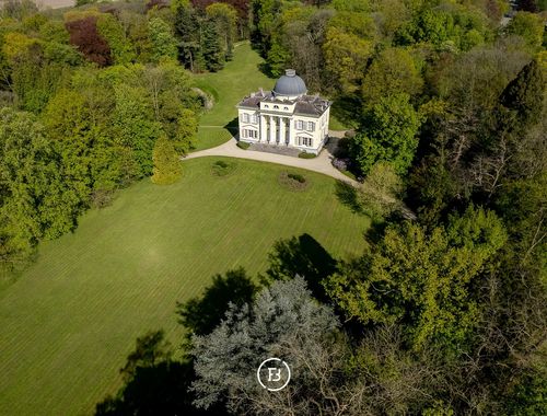                                         Kasteel te koop in Waasmunster, € 2.500.000
