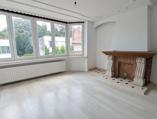                                         Appartement te huur in Laken, € 1.240
