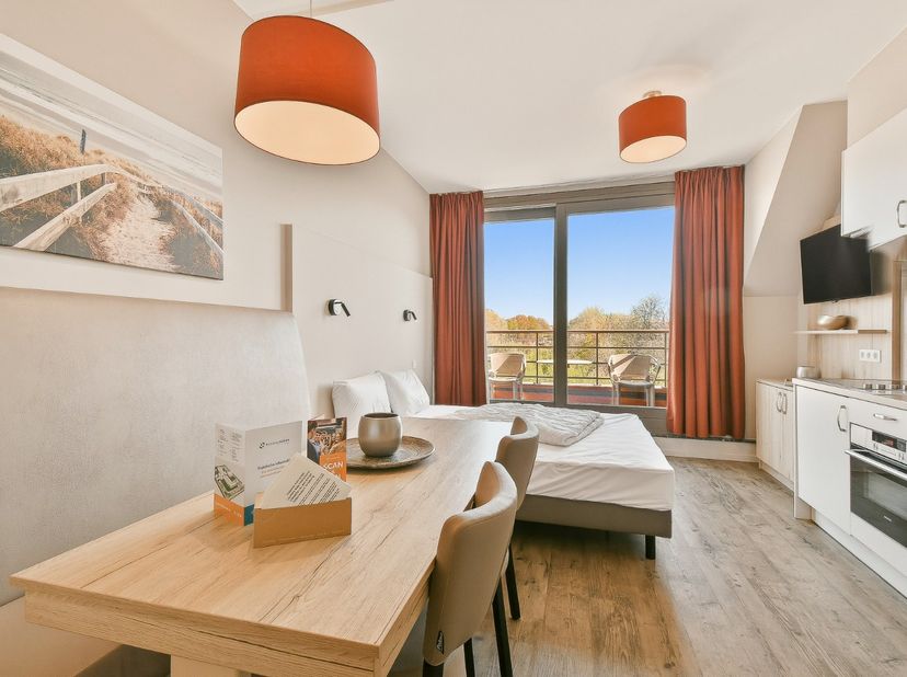 Ontdek dit sfeervol ingerichte appartement in het geliefde vakantiedomein Duinenzicht in Westende. Gelegen op korte wandelafstand van zee en strand, c