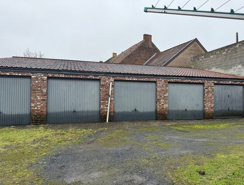                                         Garagebox te koop in Boussu, € 79.000
