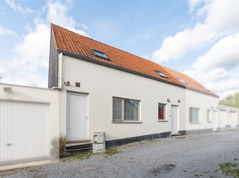Aangename gezinswoning nabij centrum Wellen EPC-C<br />
Deze aantrekkelijke woning ligt op slechts 1 km van het centrum van Wellen en vormt een ideale